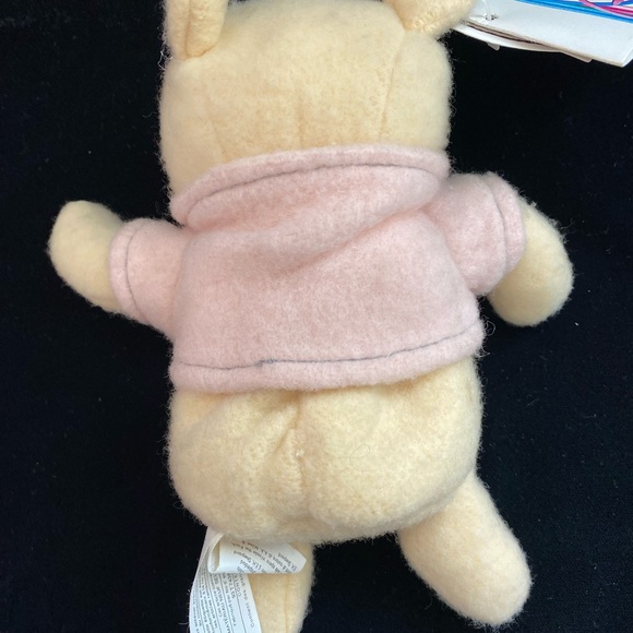 Vintage 1990’s Classic Pooh Beanbag Plush with tags - Picture 4 of 6